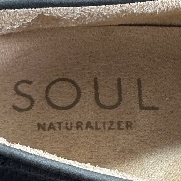 Naturalizer Tia Soul Gray Slip-On Textured Sneakers w/ White Sole   Size 8M - Picture 9 of 10